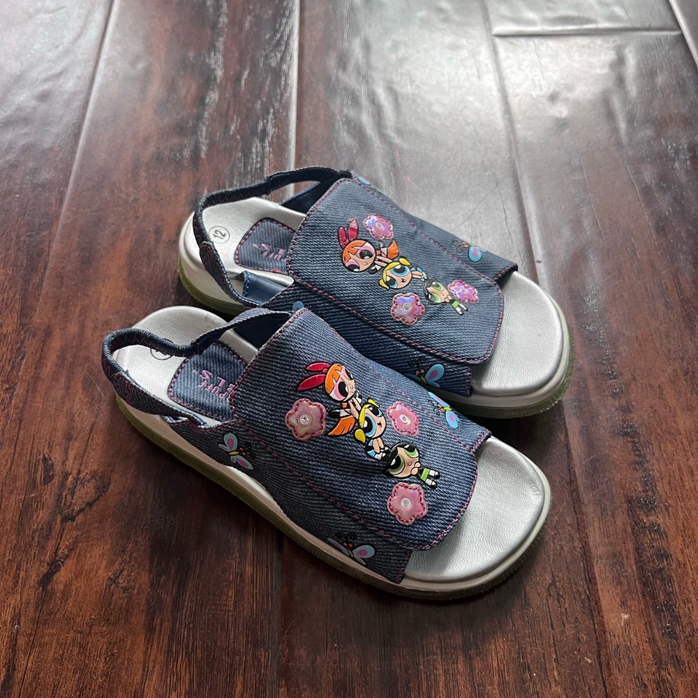 Girls Vintage Y2K Powder Puff Girls Sandals Shoes size 12.